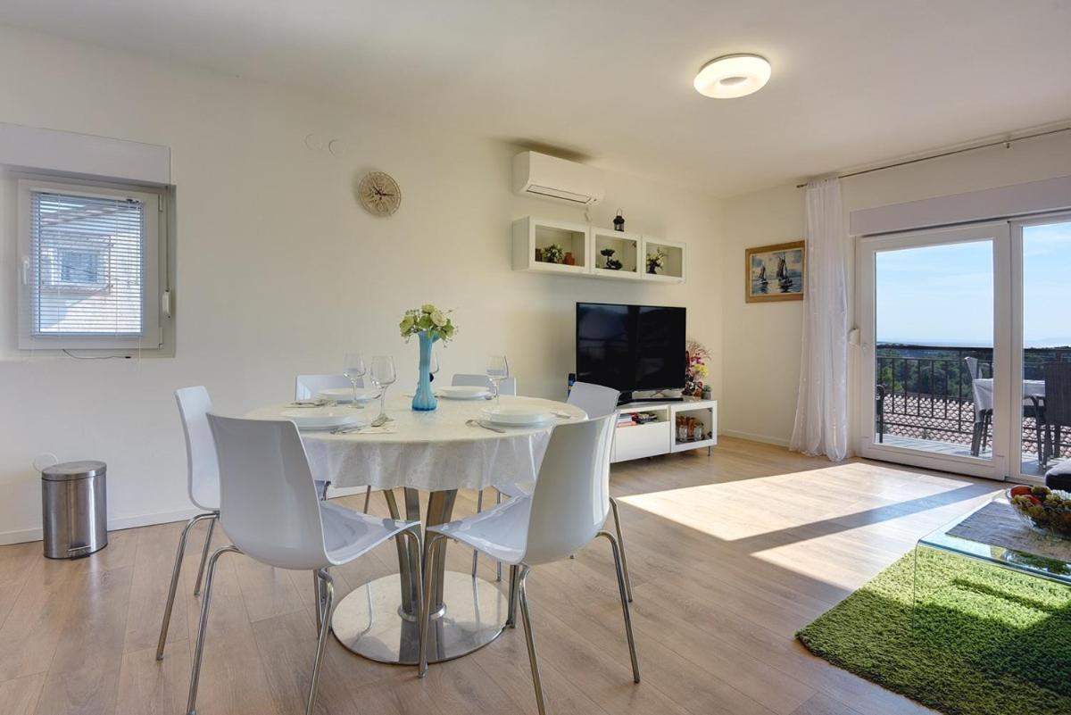 Apartment Zajec Premantura Esterno foto